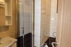 villadeja_apartment_A1_bathroom-scaled